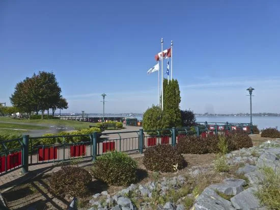 #17 - ppparc-regard-sur-le-fleuve.webp
