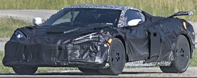 2022-Chevrolet-Corvette-Z06-Prototype-June-2020-002-front-three-quarters-720x340.jpg