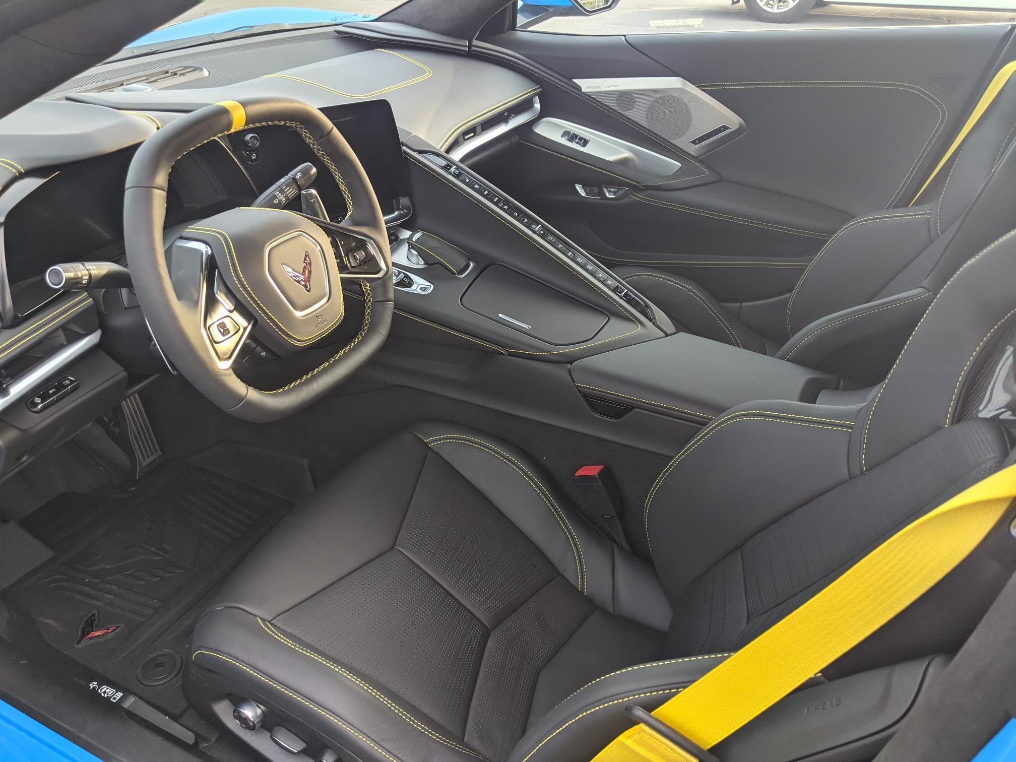 c8interior.jpg