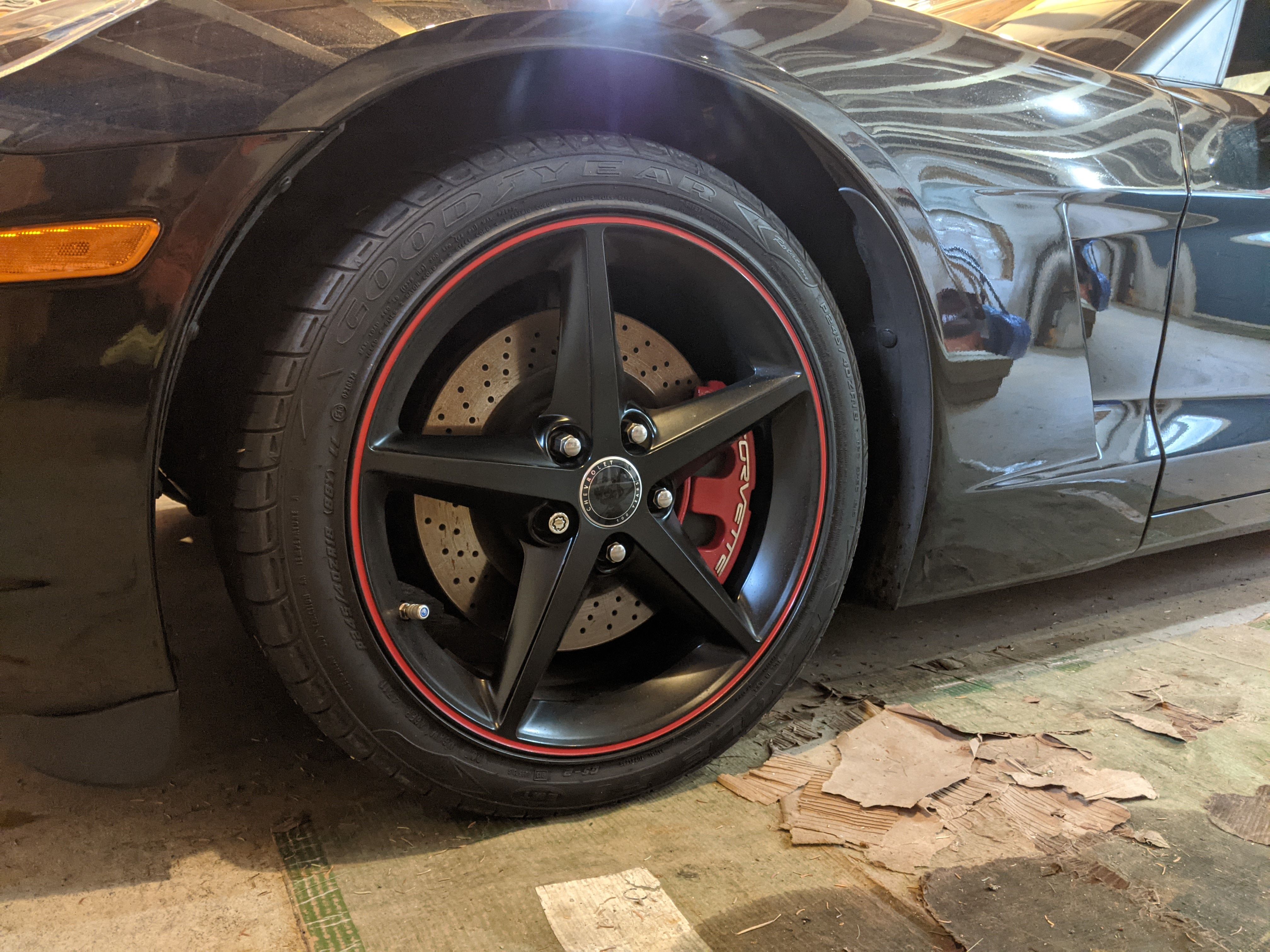 chrome lug nuts_1.jpg