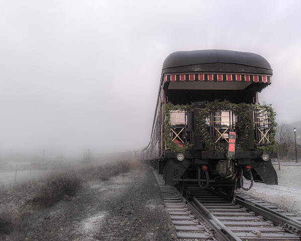 cp-holiday-train-ii-joy-mcadams.jpg