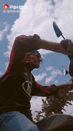 d623339e7c0c822bc1d59d6cade945764f52cc96938947ec8658a6e58bd1c922.gif