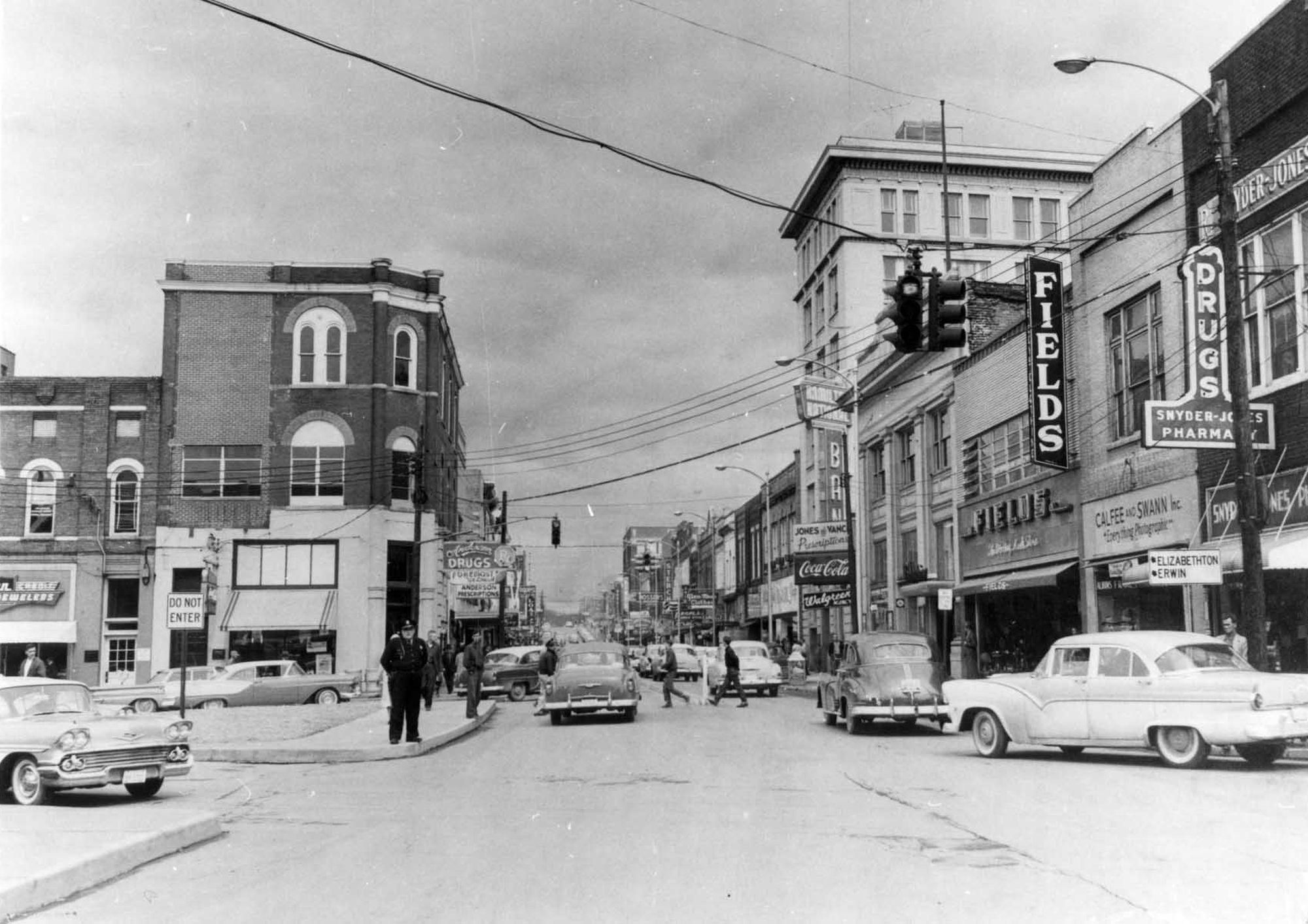 JohnsonCity1950s_01_2000.jpg