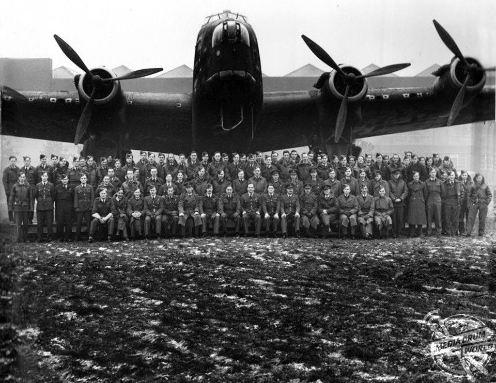 MDRUM_Ill_Fated_Stirling_Bomber-6.jpg