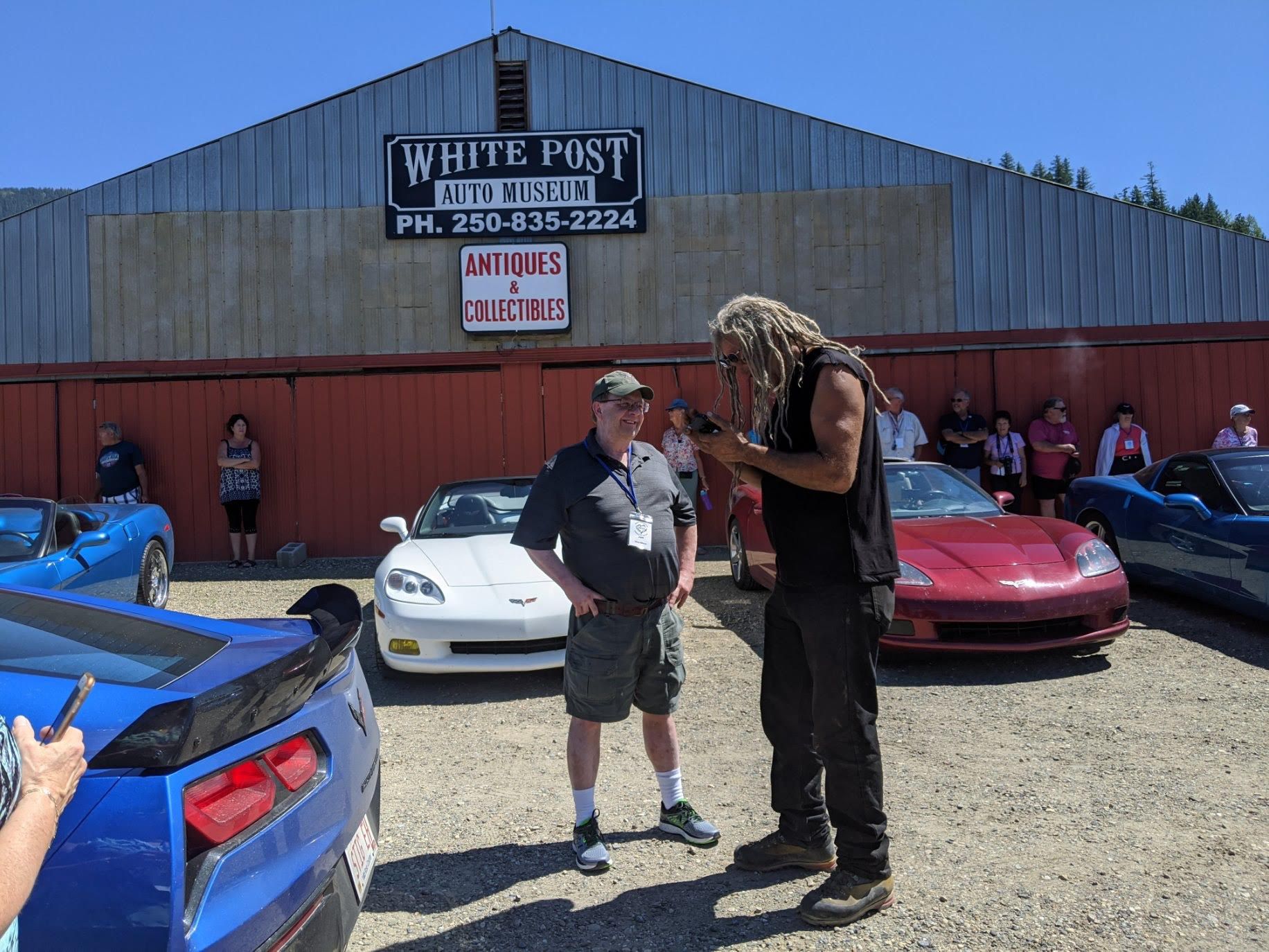 mike explaining to jeff.jpg