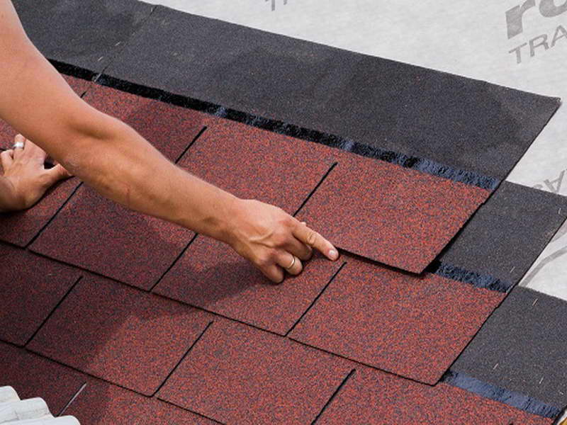 roof-shingles-cost-210.jpg