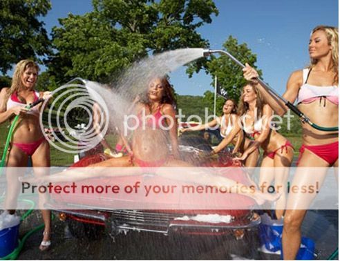 girls_car_wash_3.jpg